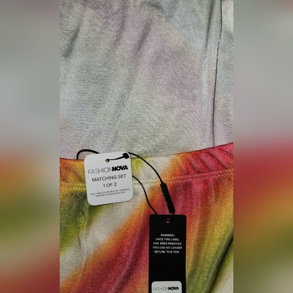 🔥 FINAL SALE PRICE 🔥 NWT! FASHION NOVA SKIRT SET! - Picture 8 of 9